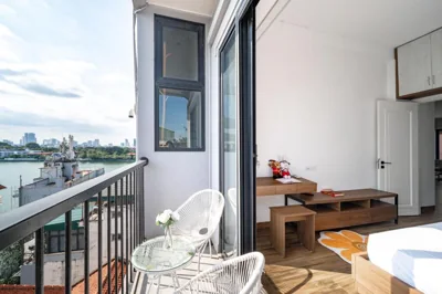 One-Bedroom Apartment with Lake View — Paradise Residence 88 Tu Hoa - Westlake