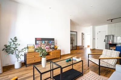 Two-Bedroom Deluxe Apartment — Paradise Residence 88 Tu Hoa - Westlake